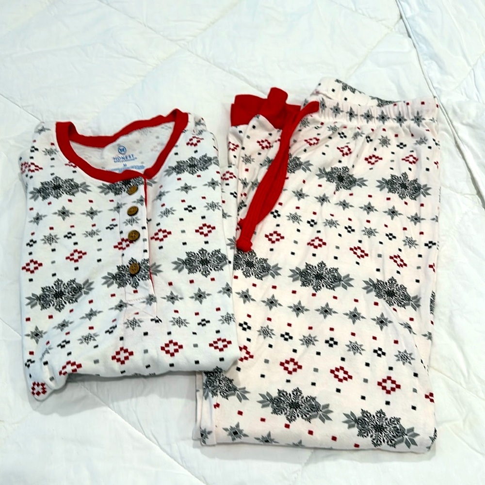 Honest baby clothing pijamas